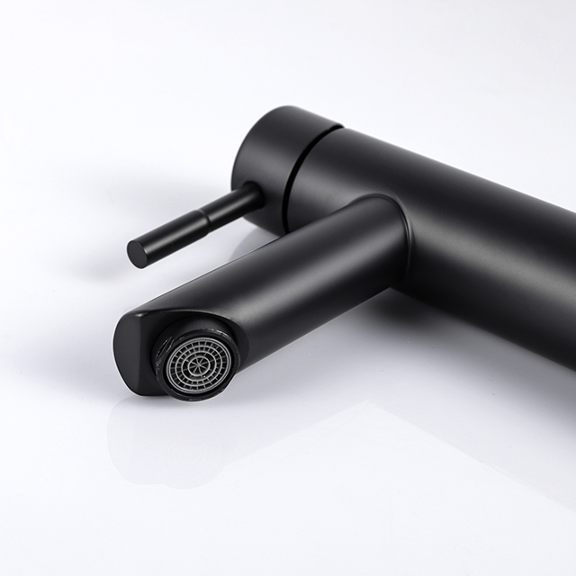 Grifo de baño de recipiente negro mate de acero inoxidable