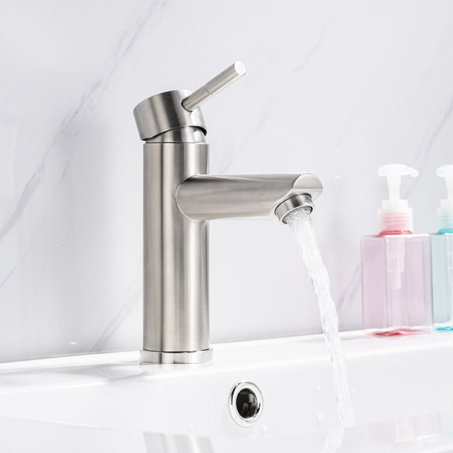 Mezclador de lavabo de baño de acero inoxidable